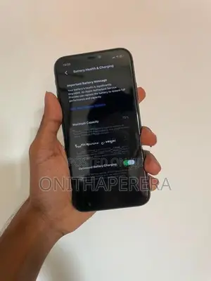Apple iPhone 11 (Used)
