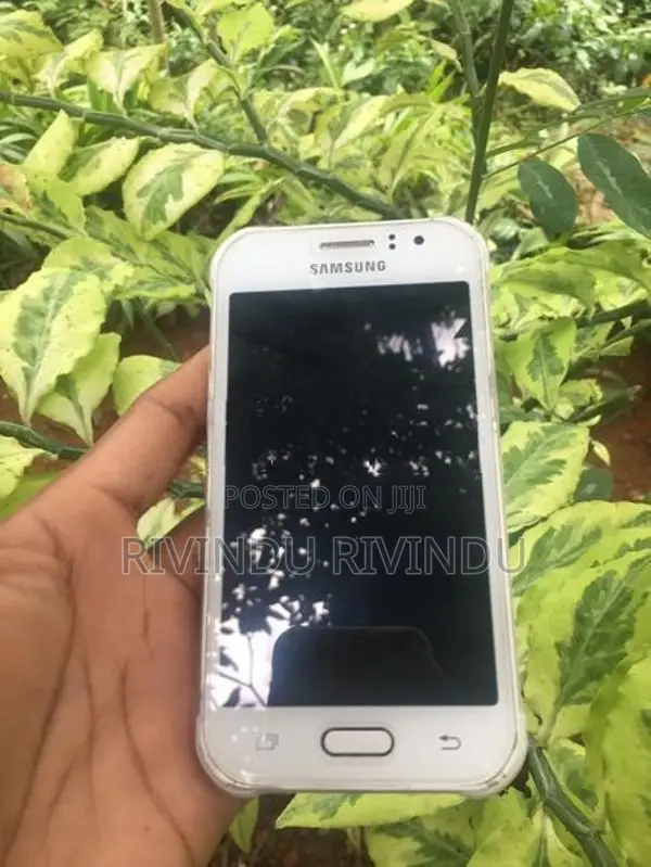 Samsung Galaxy J1 ACE (Used)