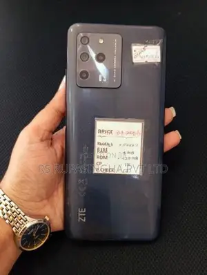 ZTE Blade V30 4GB/128GB (Used)