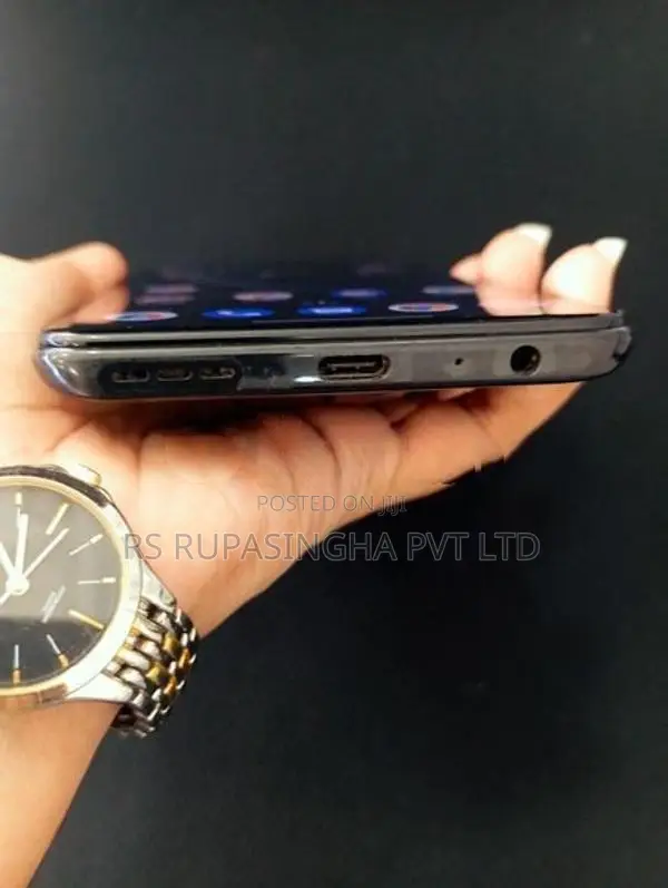 ZTE Blade V30 4GB/128GB (Used)