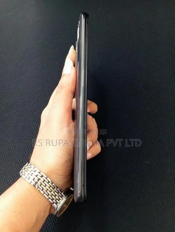 ZTE Blade V30 4GB/128GB (Used)