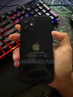 Apple iPhone 12 64GB (Used)