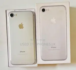 Apple iPhone 7 32GB | Silver (Used)