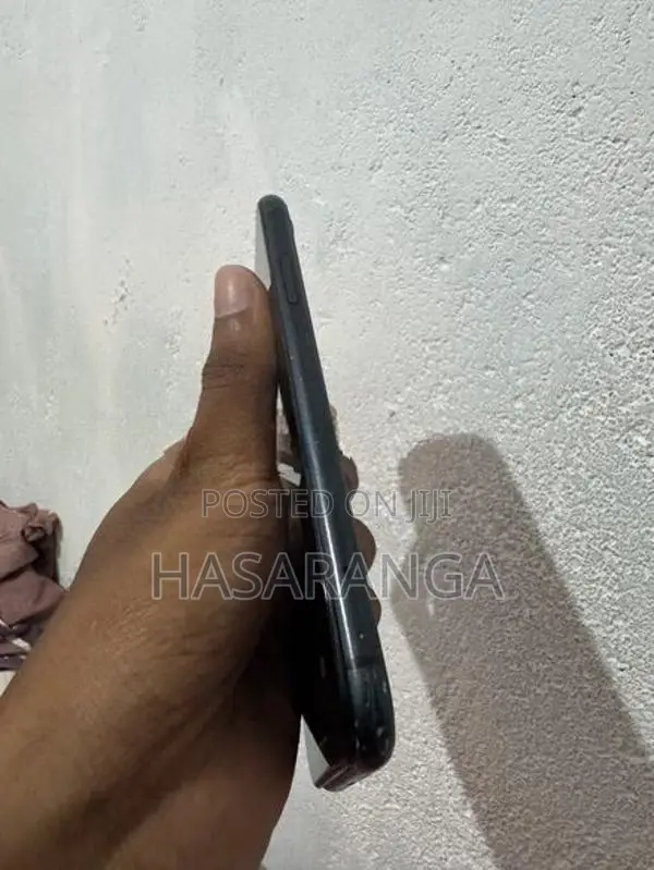 Apple iPhone XR Black (Used)