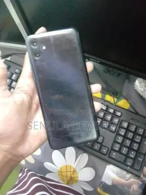 Samsung Galaxy A04e (Used)