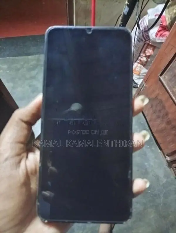 Samsung Galaxy A06 (Used)