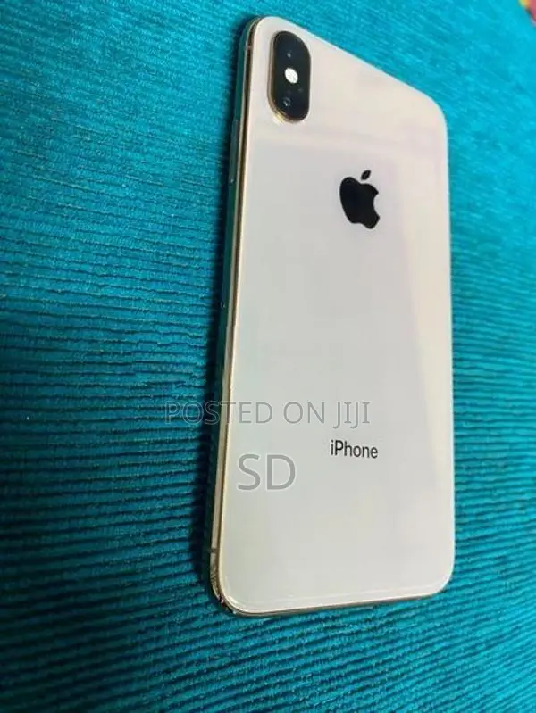 Apple iPhone XS 256GB (Used)