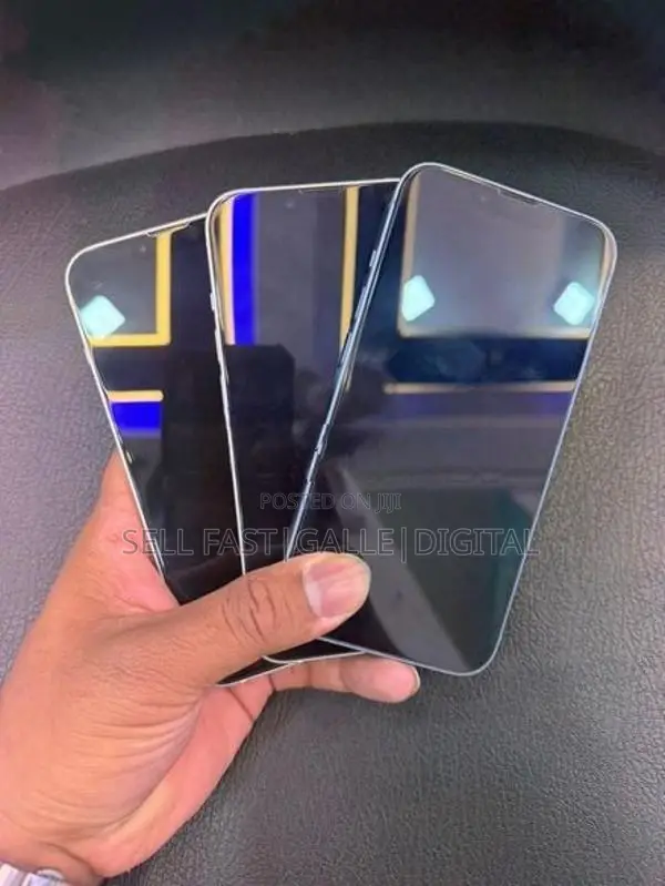 Apple iPhone 14 (Used)