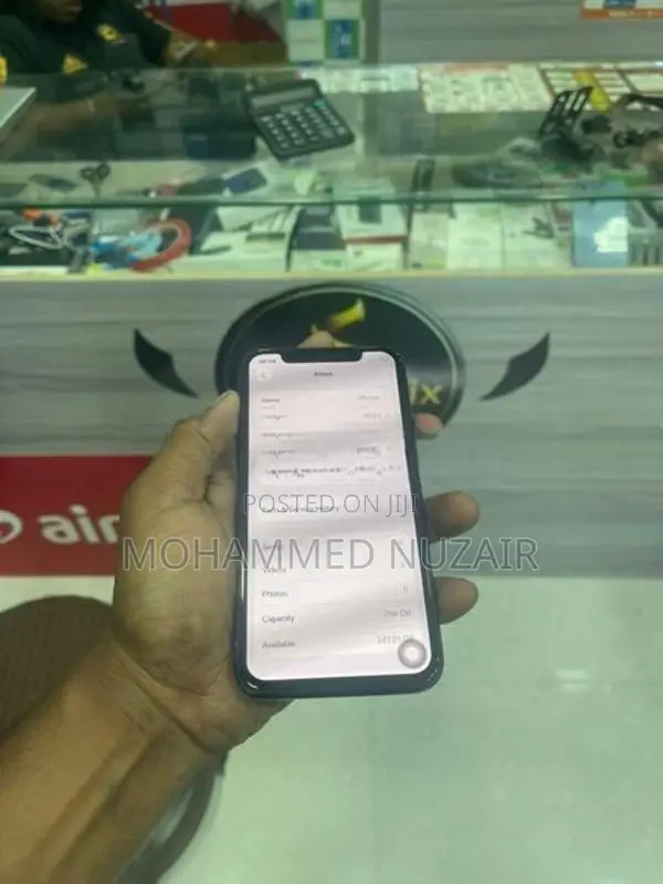 Apple iPhone 11 Pro 256GB (Used)