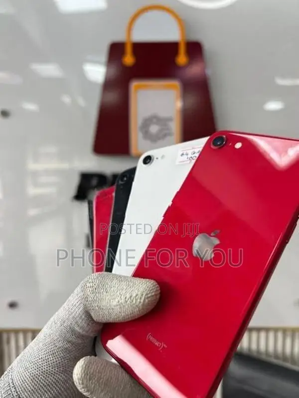 Apple iPhone SE 2 (Used)