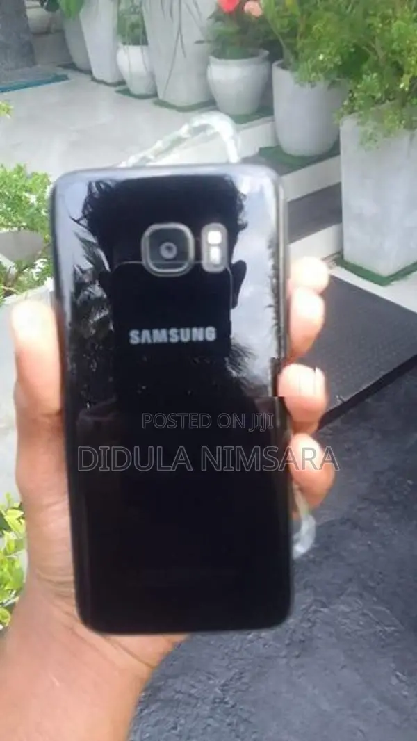 Samsung Galaxy S7 Edge (Used)