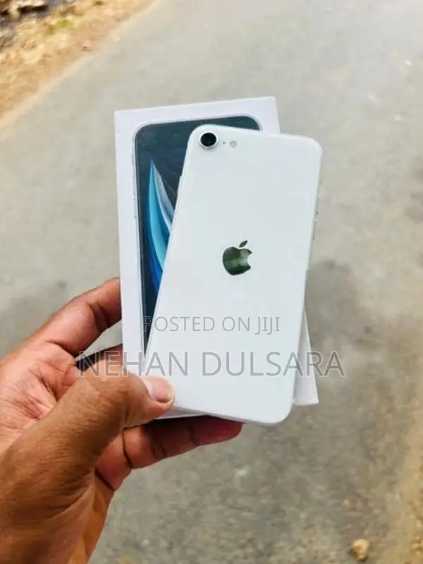 Apple iPhone SE 2 .. (Used)