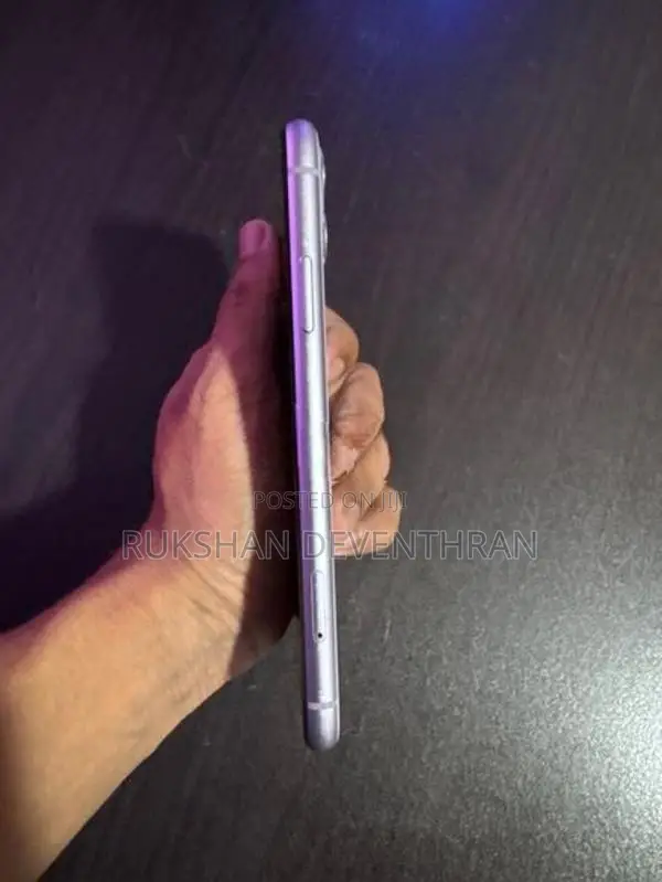 Apple iPhone 11 (Used)