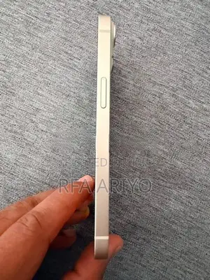 Apple iPhone 14 (Used)