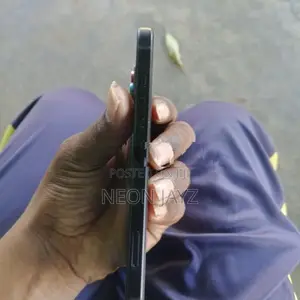 Apple iPhone 15 (Used)