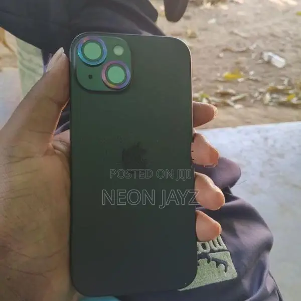 Apple iPhone 15 (Used)