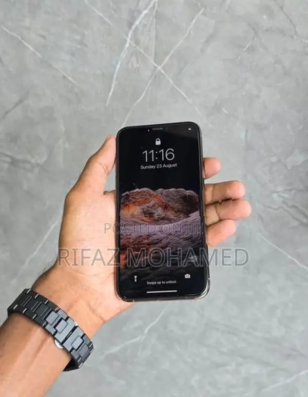Apple iPhone XS 256GB (Used)