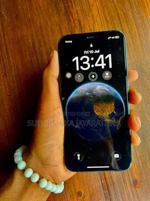 Apple iPhone 12 (Used)