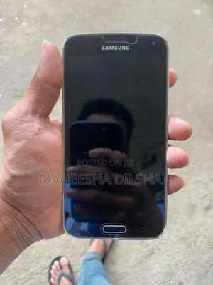 Samsung Galaxy S5 Silver (Used)