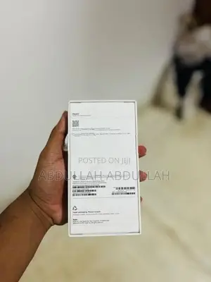 Apple iPhone 17 New (Used)
