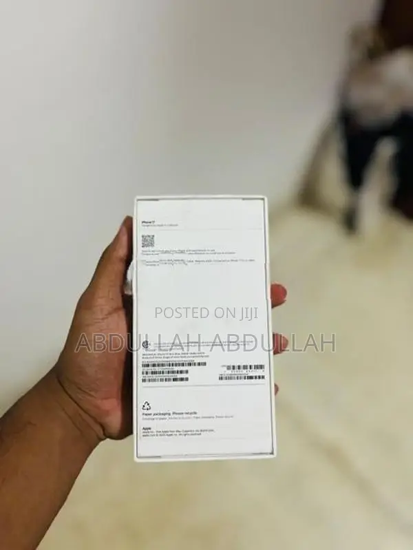 Apple iPhone 17 New (Used)