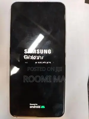 Samsung Galaxy S22 (Used)