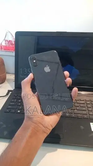 Apple iPhone XS 256GB (Used)