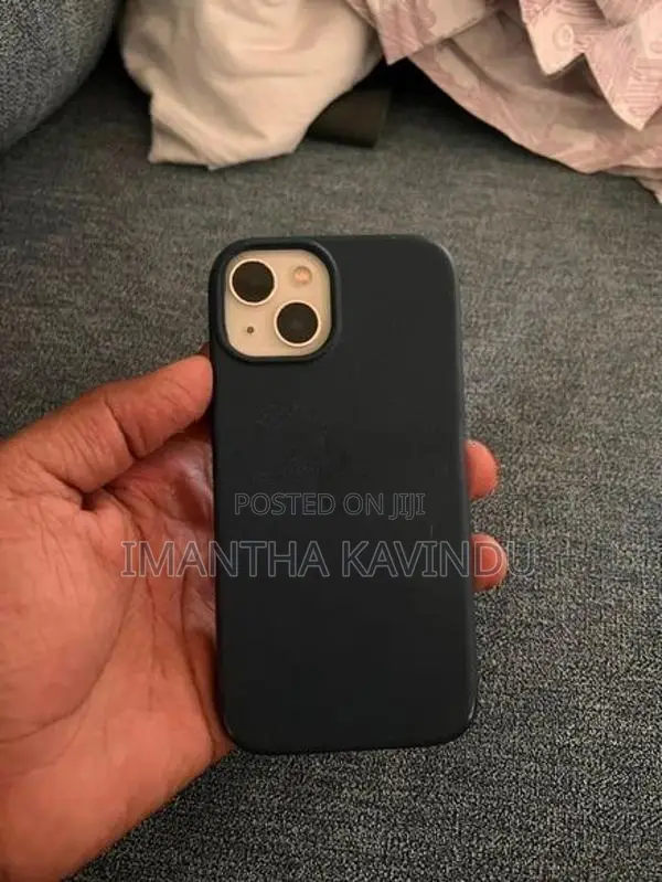 Apple iPhone 13 (Used)