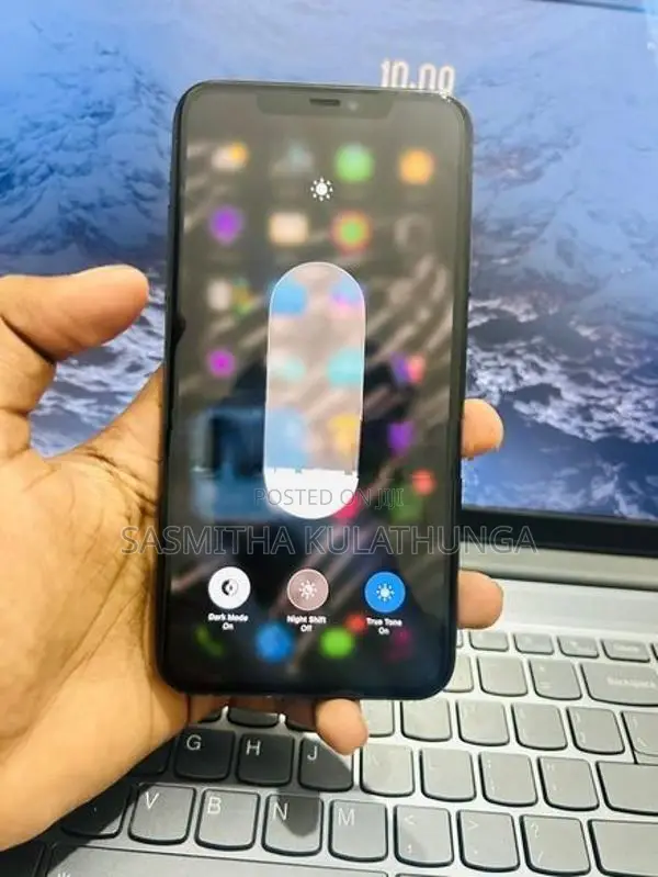 Apple iPhone 11 Pro Max (Used)