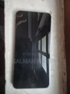 Samsung Galaxy S24 (Used)