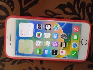 Apple iPhone 8 (Used)