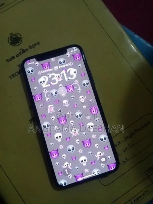 Apple iPhone X (Used)