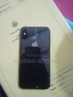 Apple iPhone X (Used)