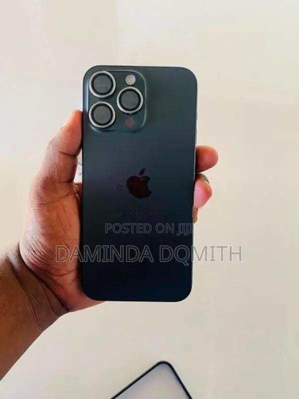 Apple iPhone 15 Pro Max (Used)
