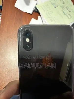 Apple iPhone X (Used)