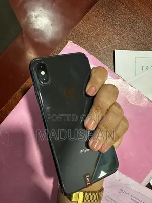 Apple iPhone X (Used)