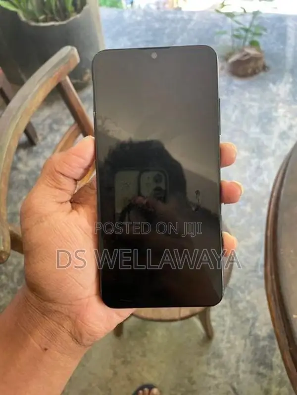 Vivo Y1s (Used)
