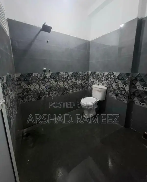 Road Facing 2 Seperate Units House For Sale Wellampitiya