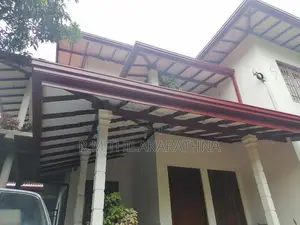 නවීන අංග සම්පූර්ණ දෙමහල් නිවස විකිණීමට - කඩවත