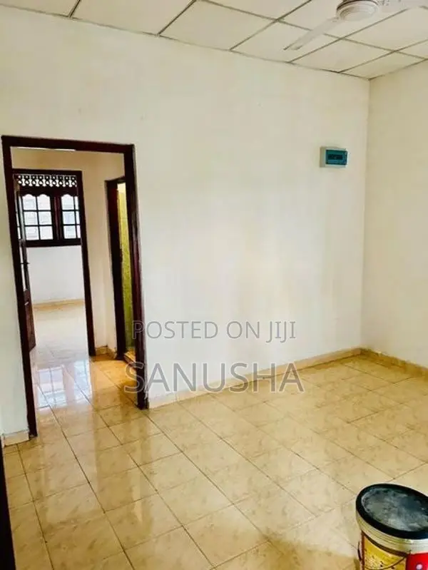 Upstairs Annex for Rent – Nugegoda