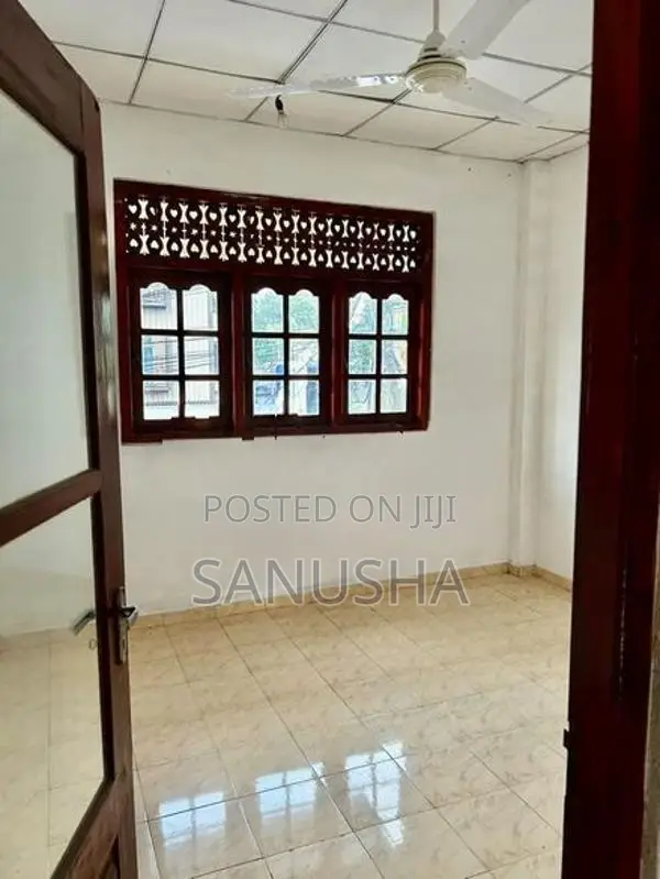 Upstairs Annex for Rent – Nugegoda