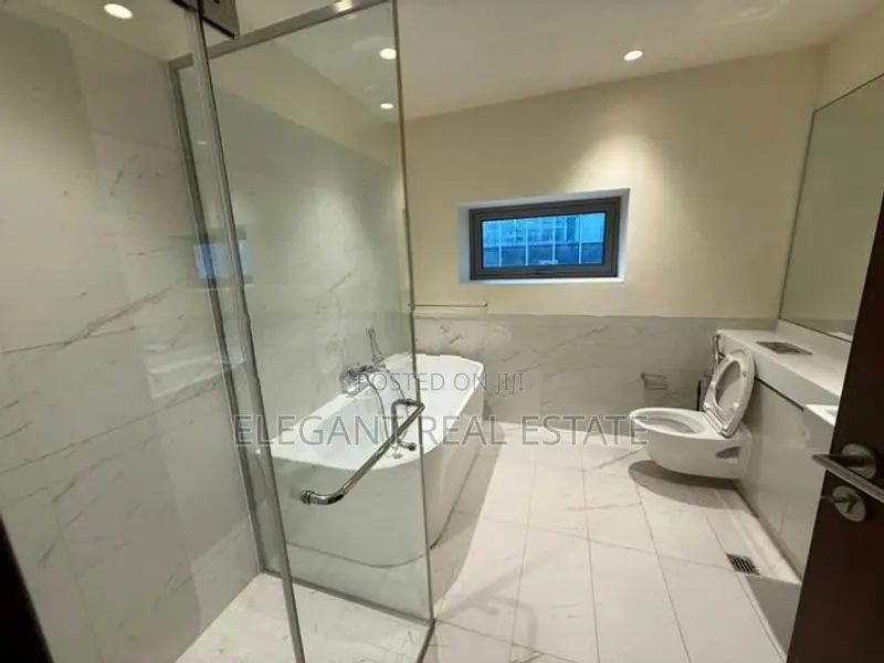 Cinnamon Life - 02 Bedroom Apartment for Rent in Colombo