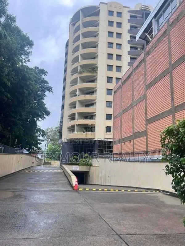 Luxury 3-Bedroom Apartment for Sale at Hyde Park Residencies Colombo 0