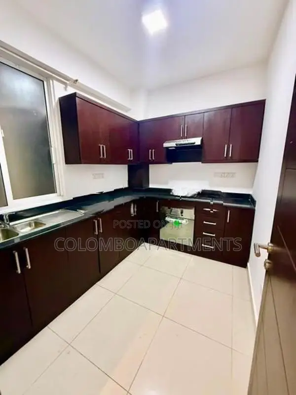 Premium 4-Bedroom Duplex Apartment for Rent in Bambalapitiya – CLBPR60