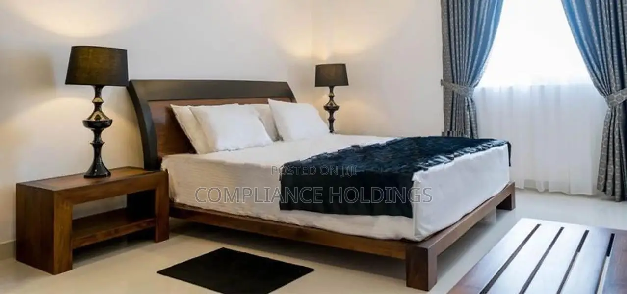 Fully Furnished Luxury Two Bedroom Apartment for Rent in Colombo 04