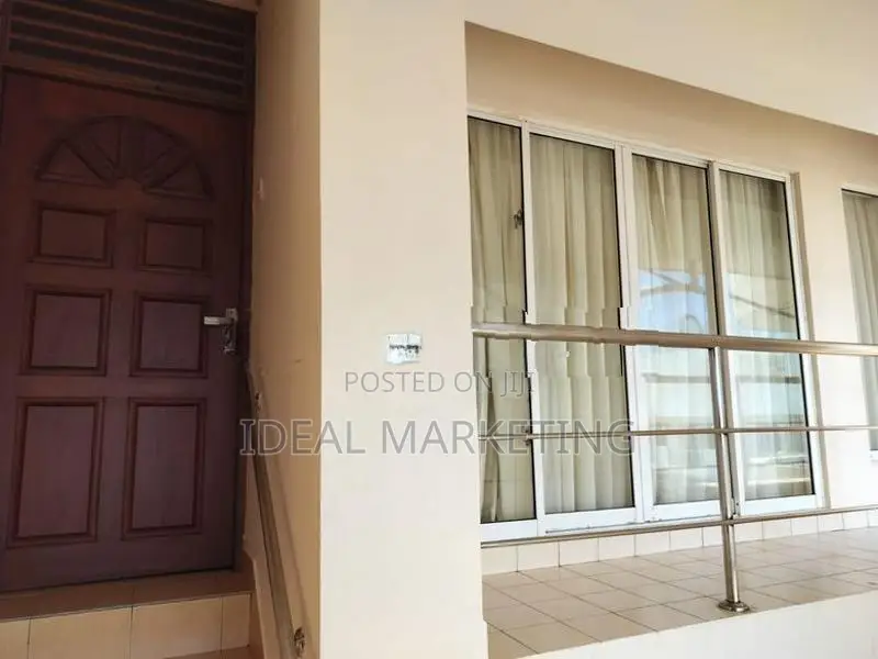 Colombo 04 - Apartment for sale