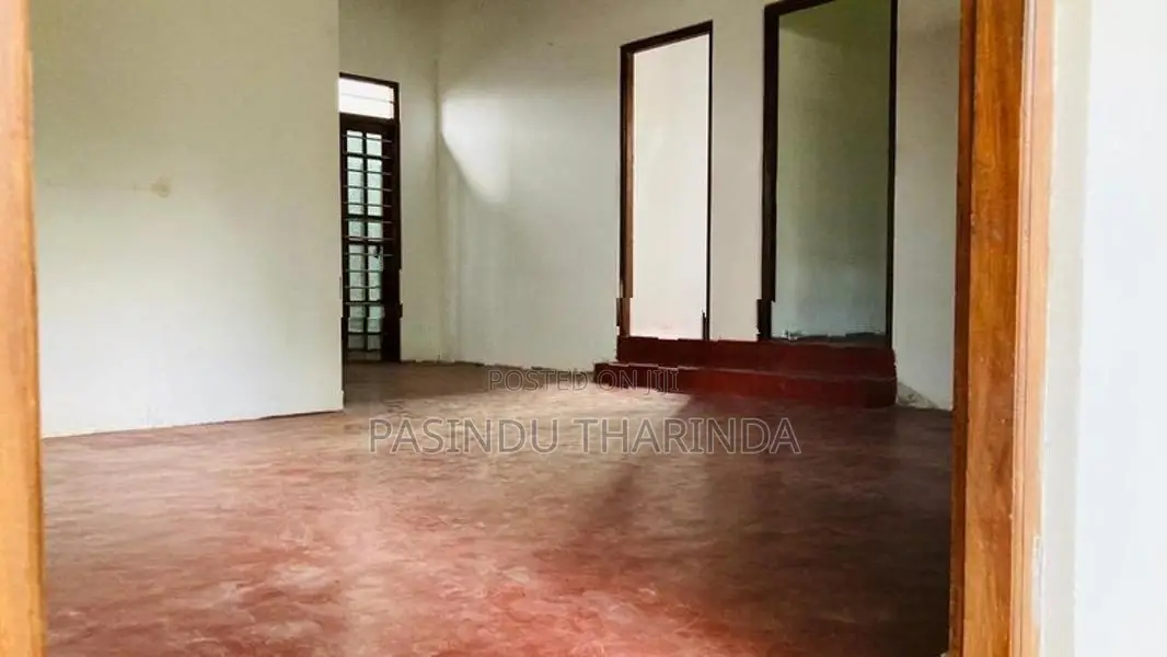 නව නිවසක් විකිණීමට - මතුගම
