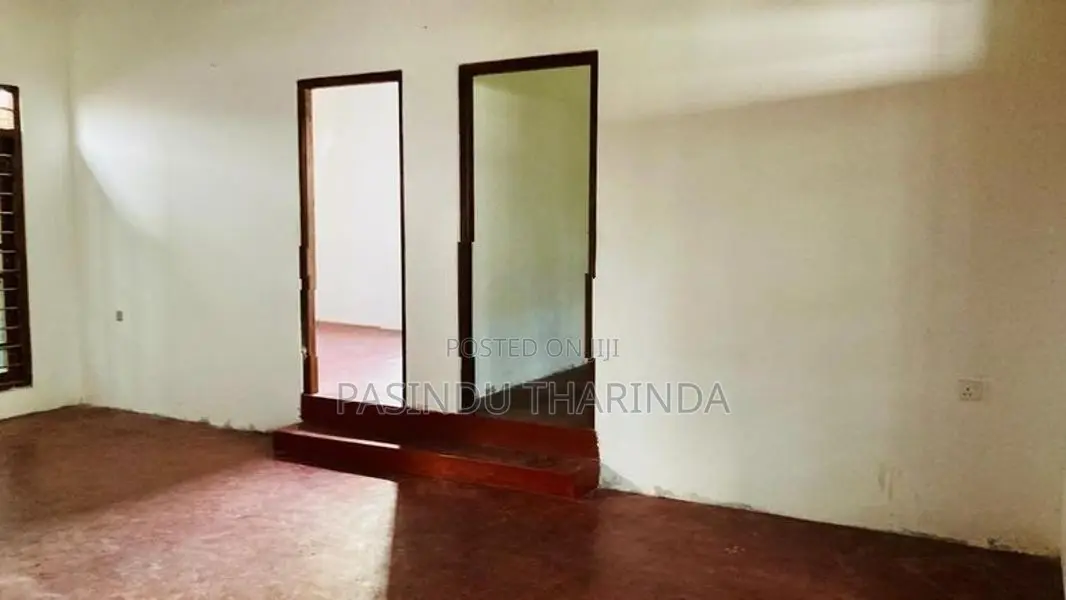 නව නිවසක් විකිණීමට - මතුගම