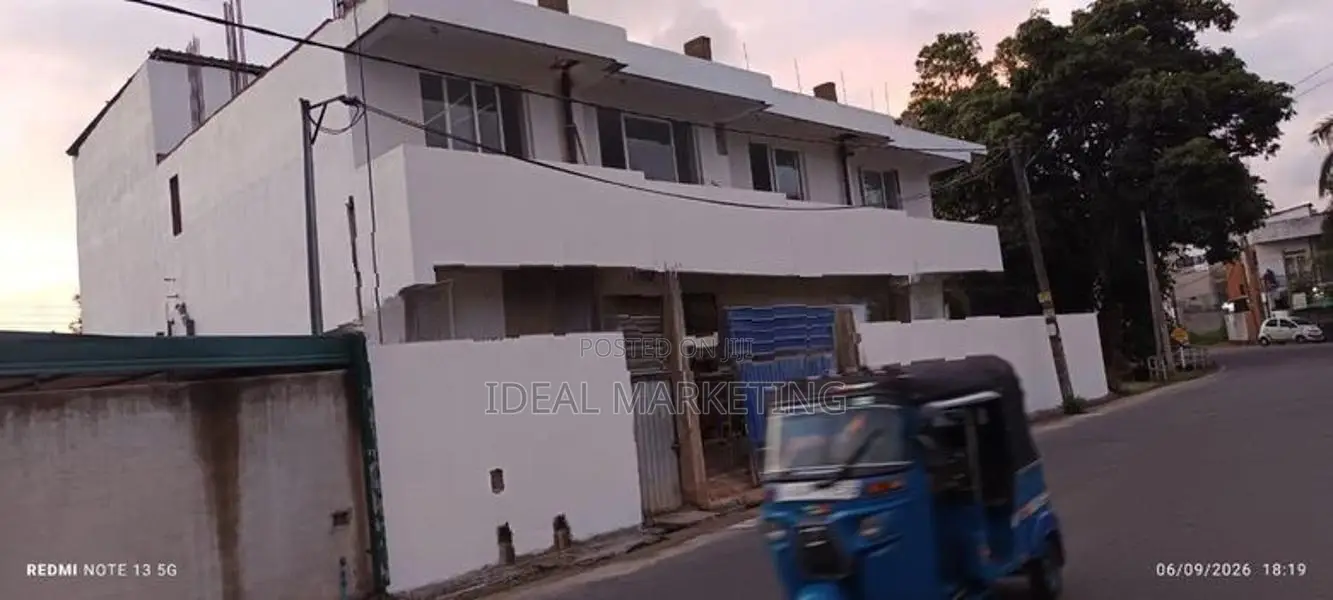 Dehiwala - Commercial Space for rent