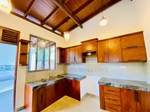 3BR Luxury House on 7.5 Perches – Athurugiriya
